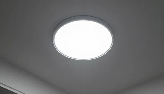 工程维保服务包中性能比较的具体影响因素分析